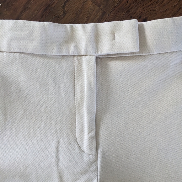 Ann Taylor Light Cream Cropped Dress Pants - Sz 6 - Picture 2 of 5